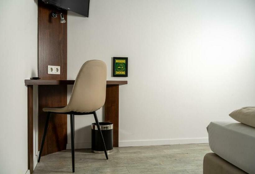 Номер Стандарт, Sleeep Hotel Ansfelden