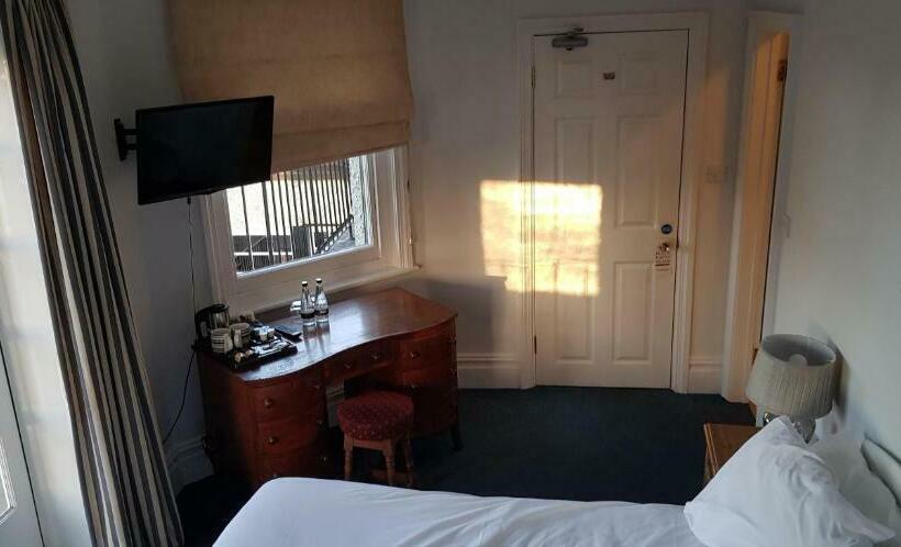 חדר דלוקס עם מרפסת, The Weir