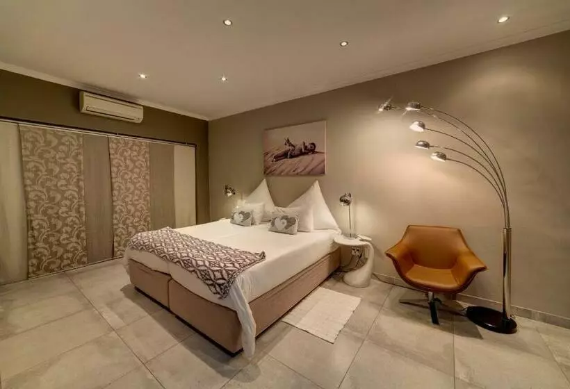 اتاق سوپریور, Na’ankusê @ Utopia