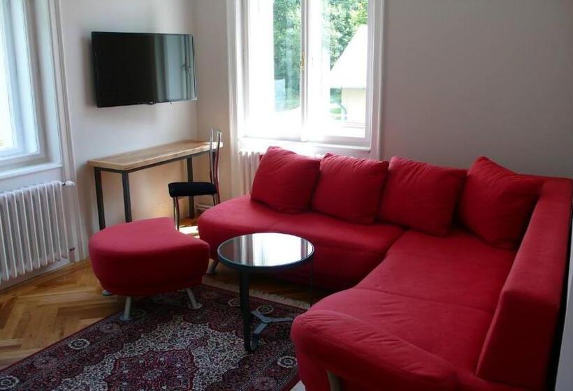 1 Szobás Apartman, Vila Olga