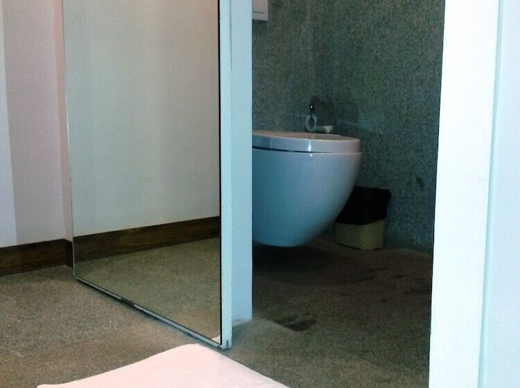 クラシックルーム, Mango Hotels Prangan