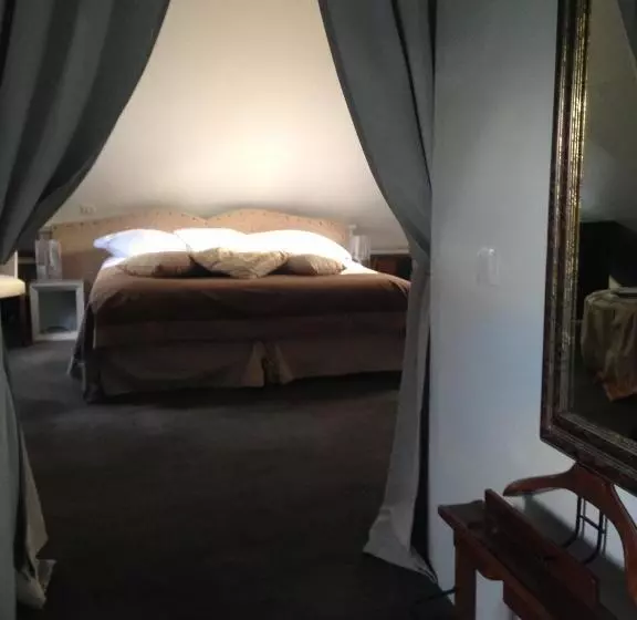 Comfort Kolmen Hengen Huone, Château Du Romerel Baie De Somme