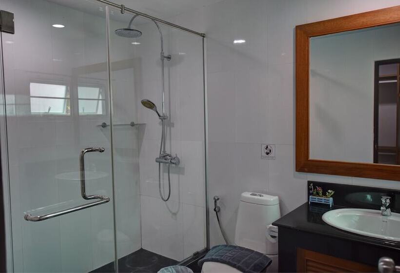 غرفة ديلوكس مطلة على حمام السباحة, Pool Access 89 At Rawai