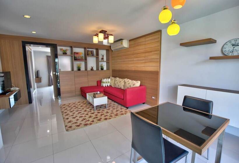 غرفة ديلوكس مطلة على حمام السباحة, Pool Access 89 At Rawai