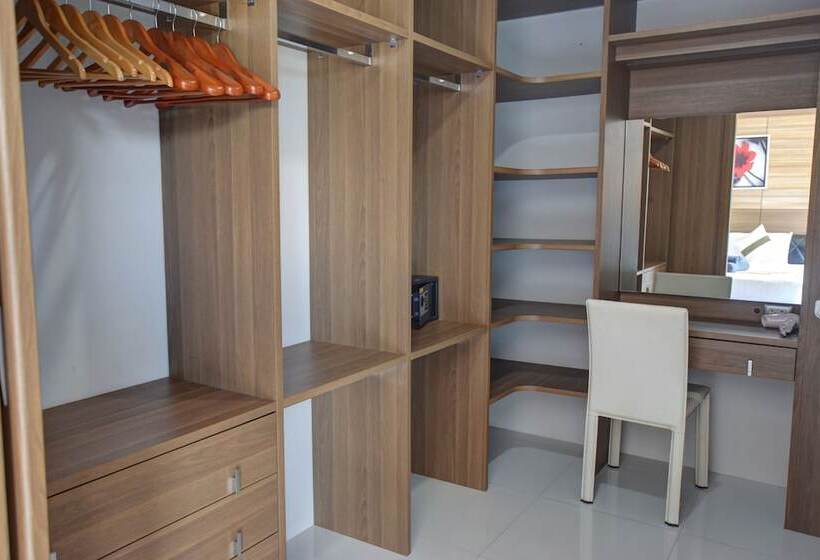 غرفة ديلوكس مطلة على حمام السباحة, Pool Access 89 At Rawai