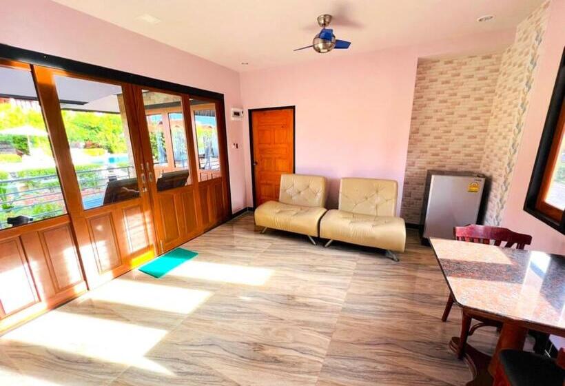 חדר משפחתי, Ps Thana Resort