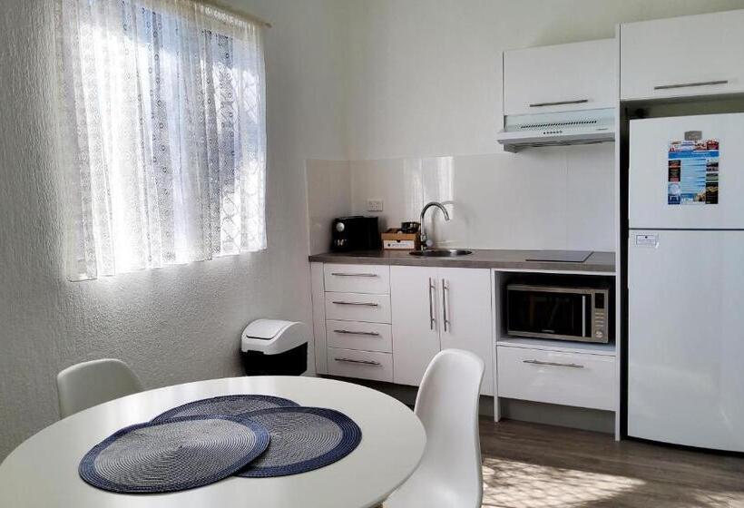 استودیو استاندارد با تخت کینگ, Archer Park Motel