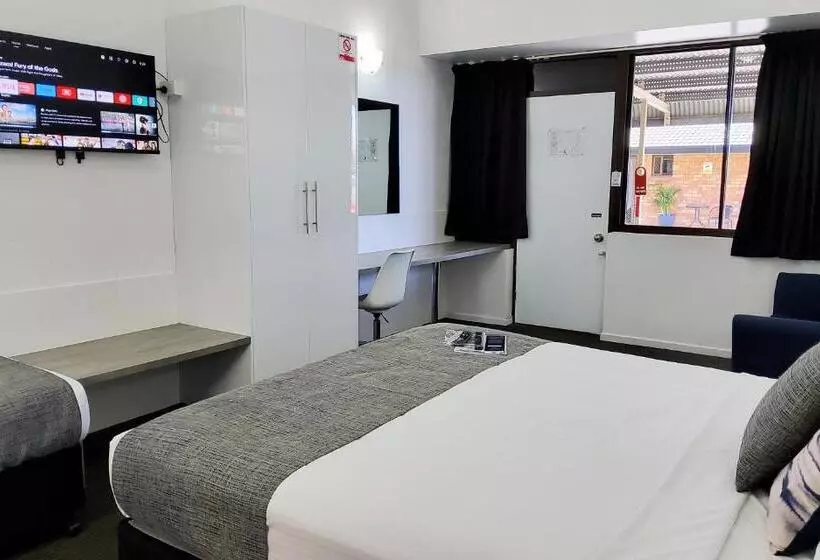 キングサイドベッドのスタンダードワンルーム, Archer Park Motel