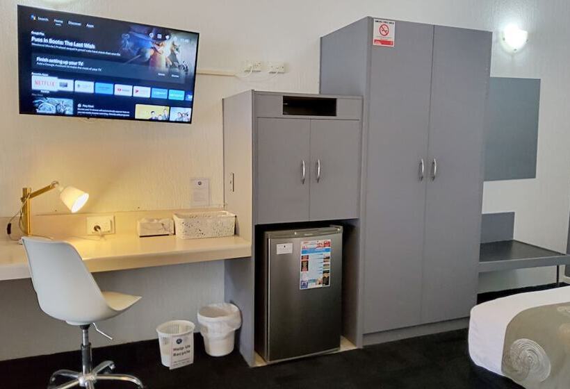 اتاق استاندارد با تخت بزرگ, Archer Park Motel