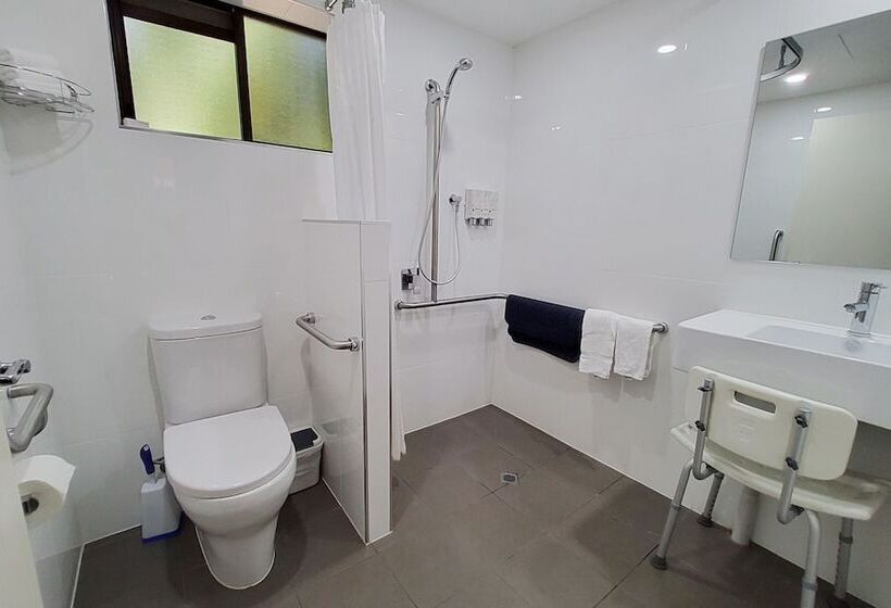 اتاق استاندارد برای معلولان, Archer Park Motel