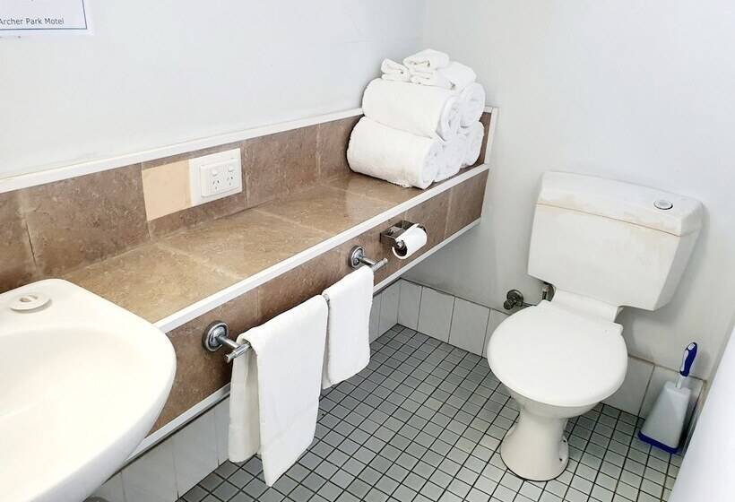 침실 2개 아파트, Archer Park Motel