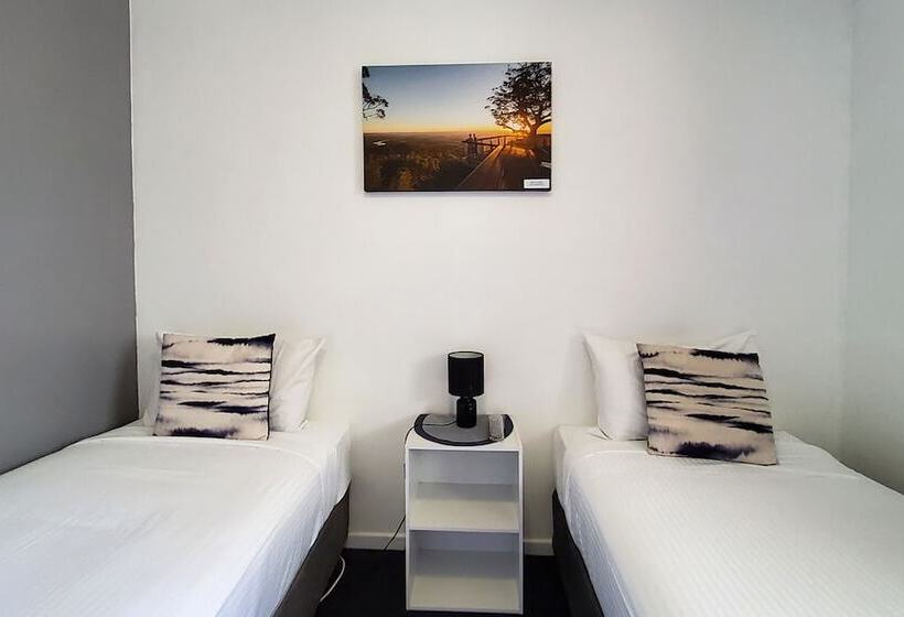 침실 2개 아파트, Archer Park Motel
