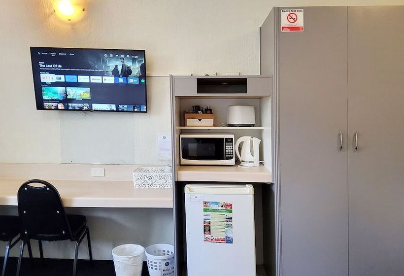 اتاق لوکس, Archer Park Motel