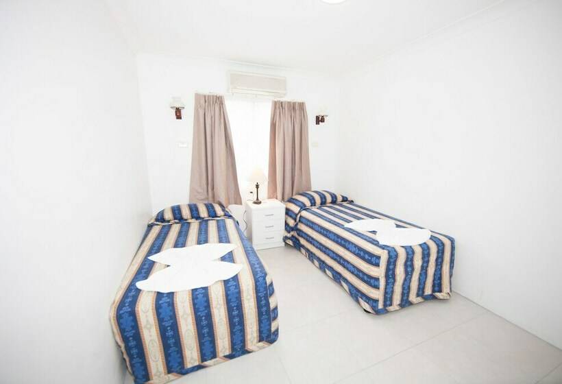 اتاق خانوادگی, Ballina Hi Craft Motel