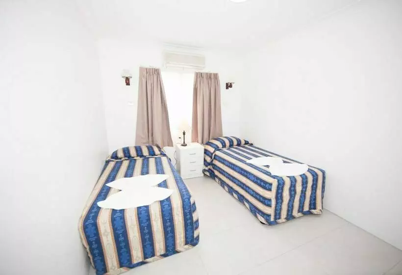 اتاق خانوادگی, Ballina Hi Craft Motel