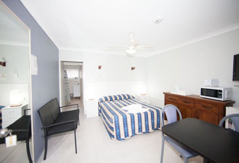 اتاق خانوادگی, Ballina Hi Craft Motel