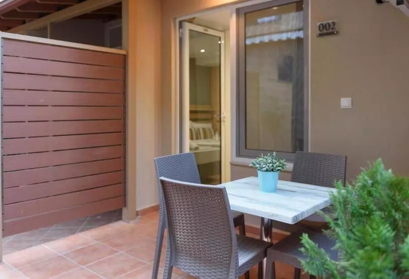 1階のスーペリアルーム, Ammos Beach Seaside Luxury Suites