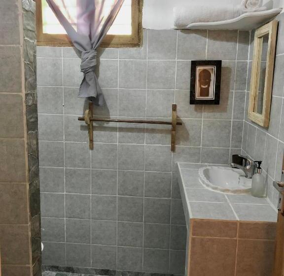 Номер Стандарт с Балконом, Bahati Villa