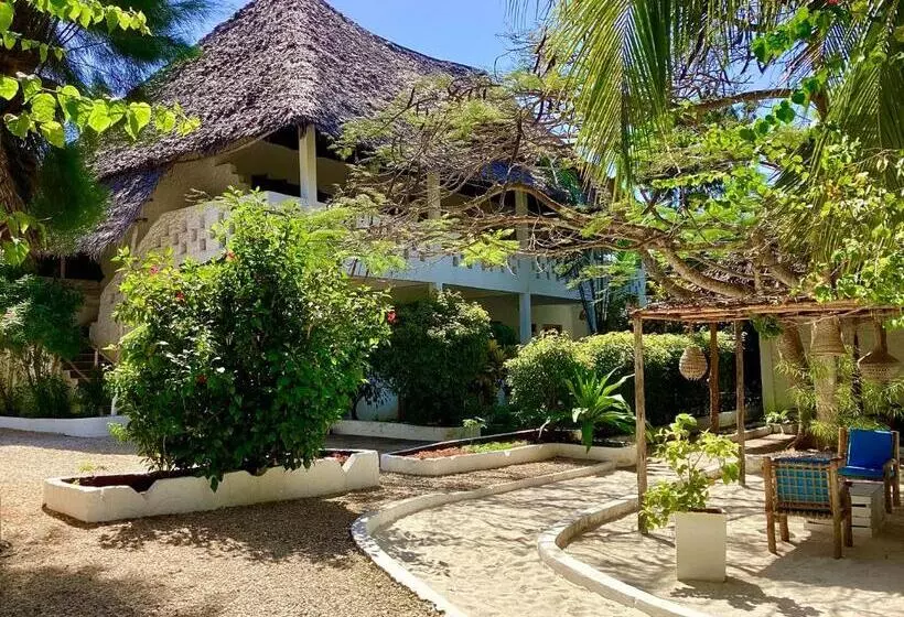 اتاق عادی یک تخته, Bahati Villa