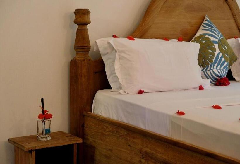 Номер Стандарт с Балконом, Bahati Villa