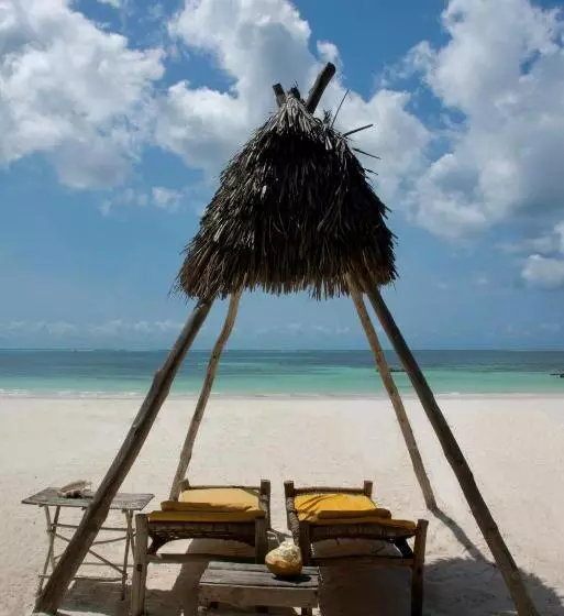 اتاق استاندارد سه نفره, Bahati Villa