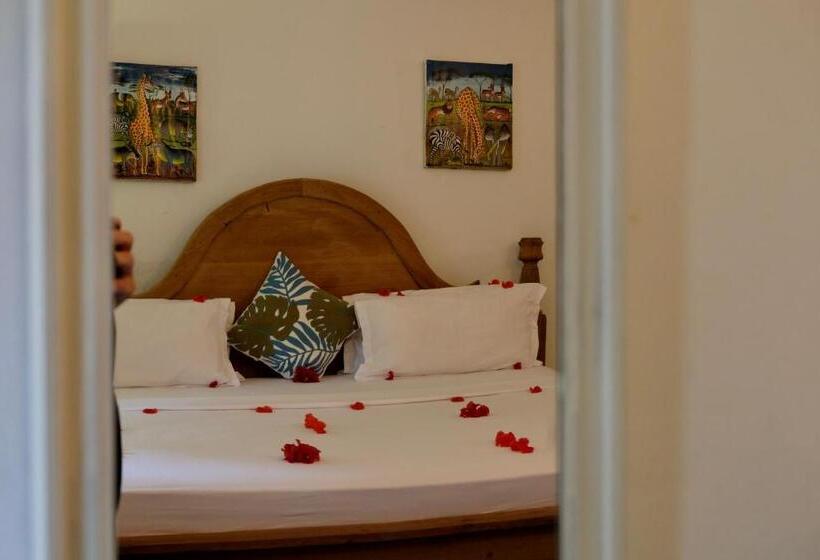 Номер Стандарт Трехместный, Bahati Villa