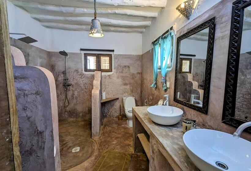 Бунгало Deluxe, Bahati Villa