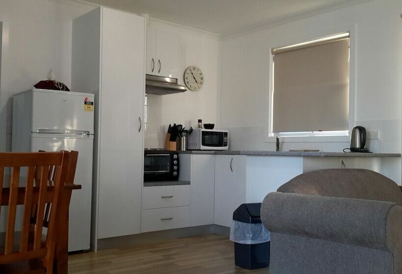 كابينة, Bay View Holiday Village