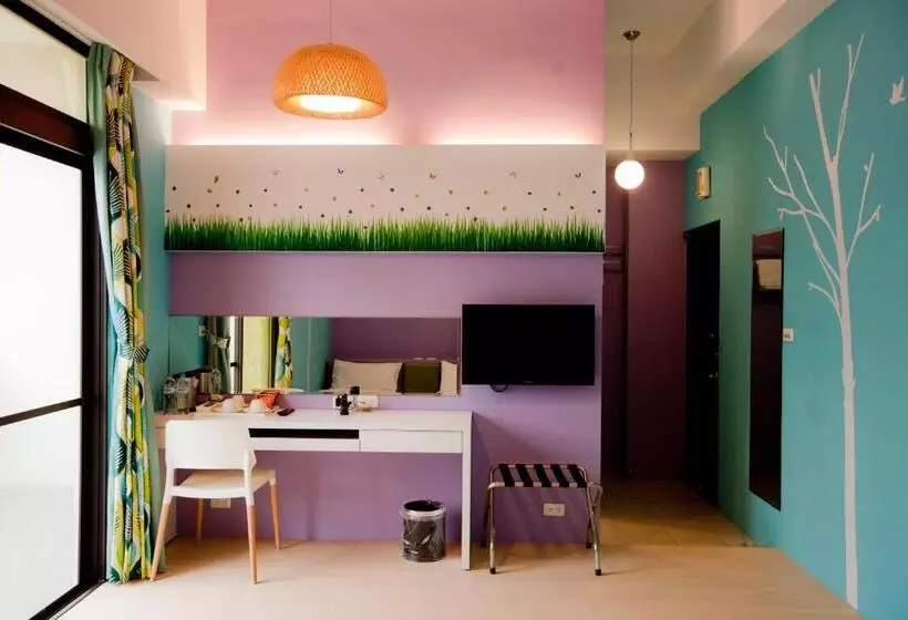 اتاق استاندارد سه نفره, Hualien Keyinn Space