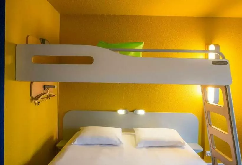 Deluxe Kolmen Hengen Huone, B&b Hotel Cergy Pierrelaye