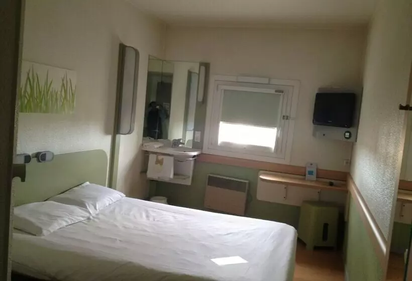 Standard-huone, B&b Hotel Cergy Pierrelaye