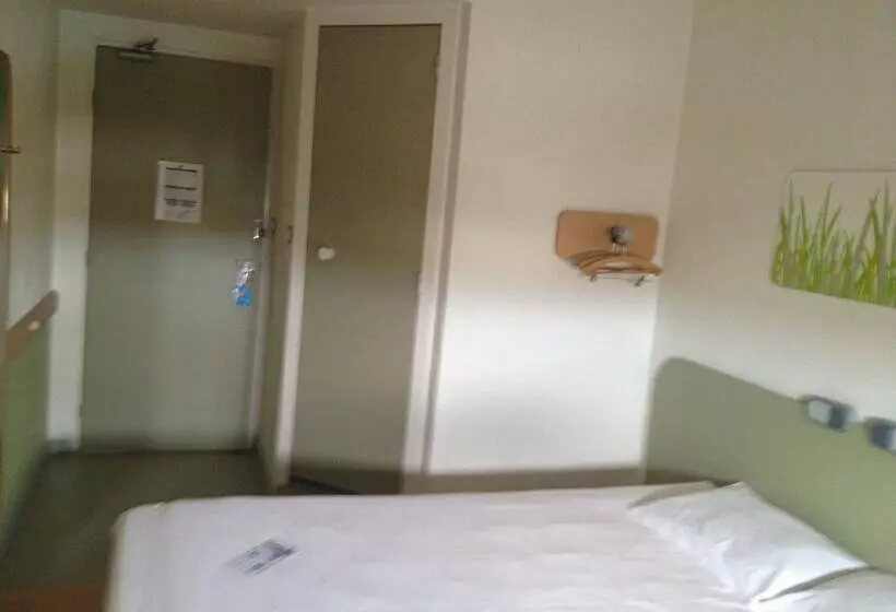 Standard-huone, B&b Hotel Cergy Pierrelaye