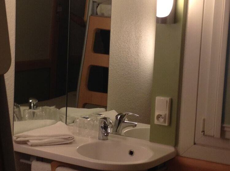 חדר סטנדרט, B&b Hotel Cergy Pierrelaye