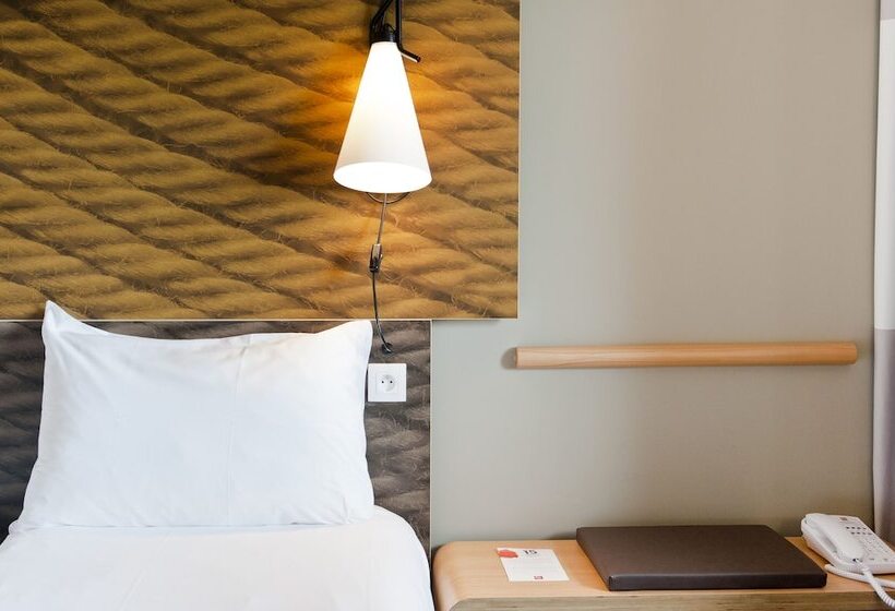 غرفة قياسية, Ibis De Haan