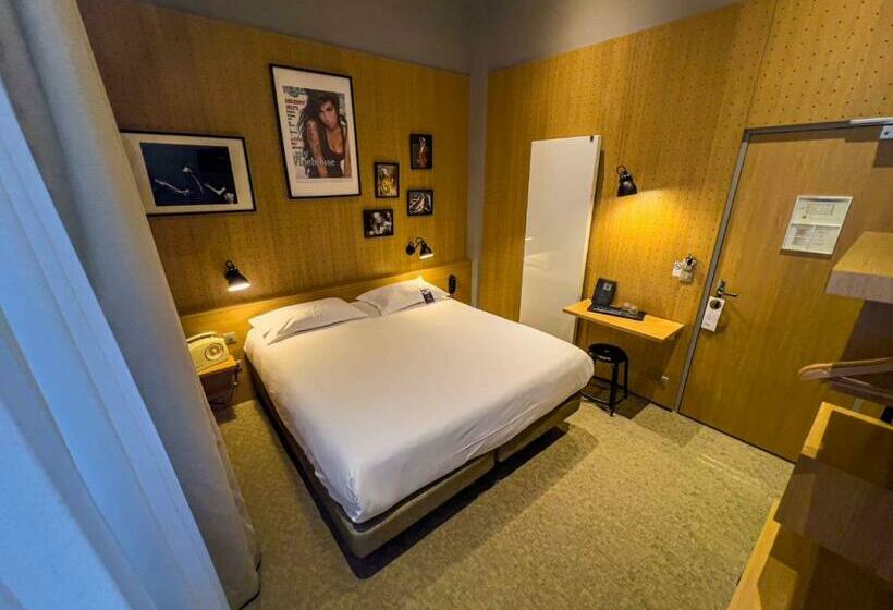 Классический Номер, Le Magic Hall