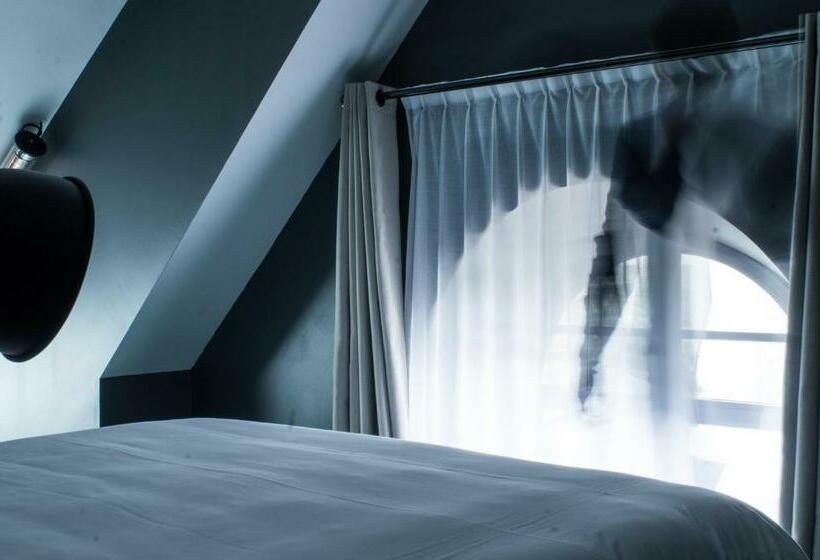 Номер Superior, Le Magic Hall