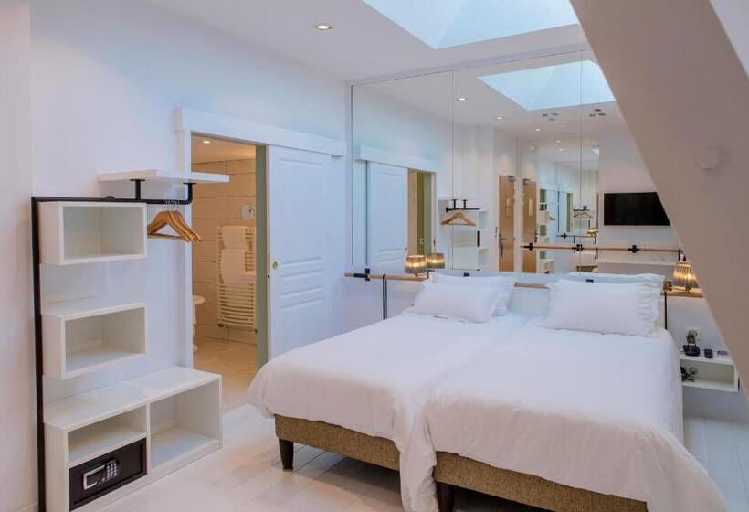 Номер Superior, Le Magic Hall