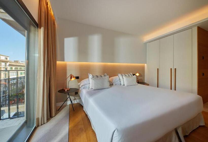 اتاق استاندارد با بالکن, Nakar