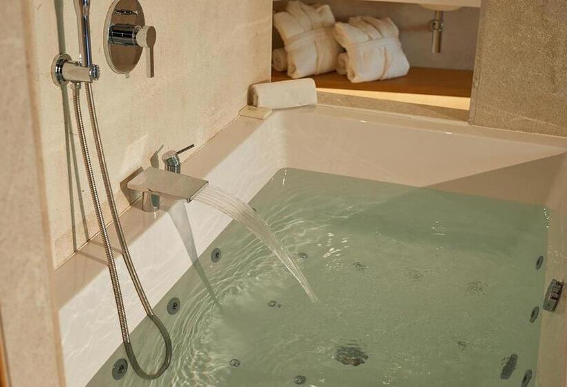 سوییت جونیور, Nakar