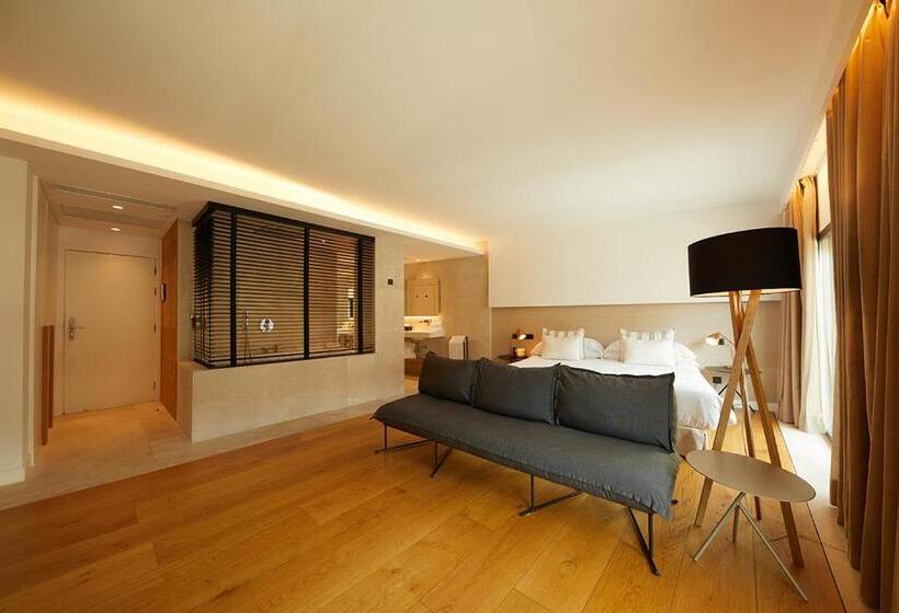 سوییت جونیور, Nakar