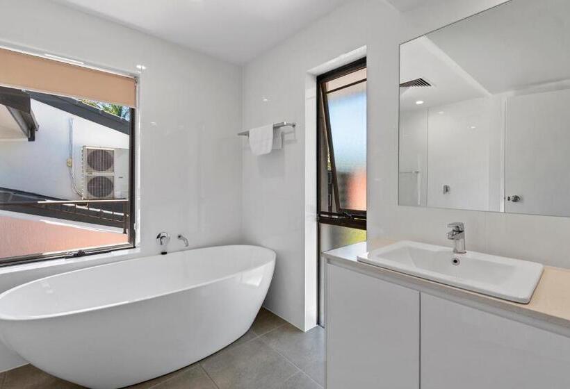 آپارتمان 3 خوابه, Noosa Boutique Apartments & Elkhorn Villas