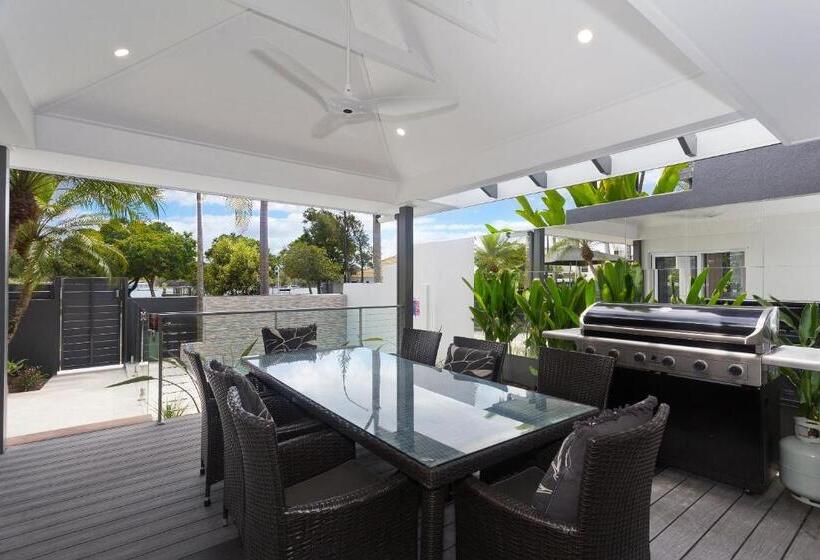 ویلای لوکس 1 خوابه, Noosa Boutique Apartments & Elkhorn Villas