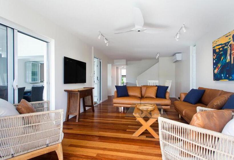 Вилла Deluxe 1 Спальня, Noosa Boutique Apartments & Elkhorn Villas