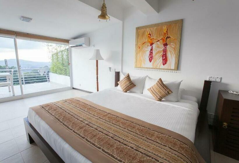 חדר סופריור, The Theva Residency