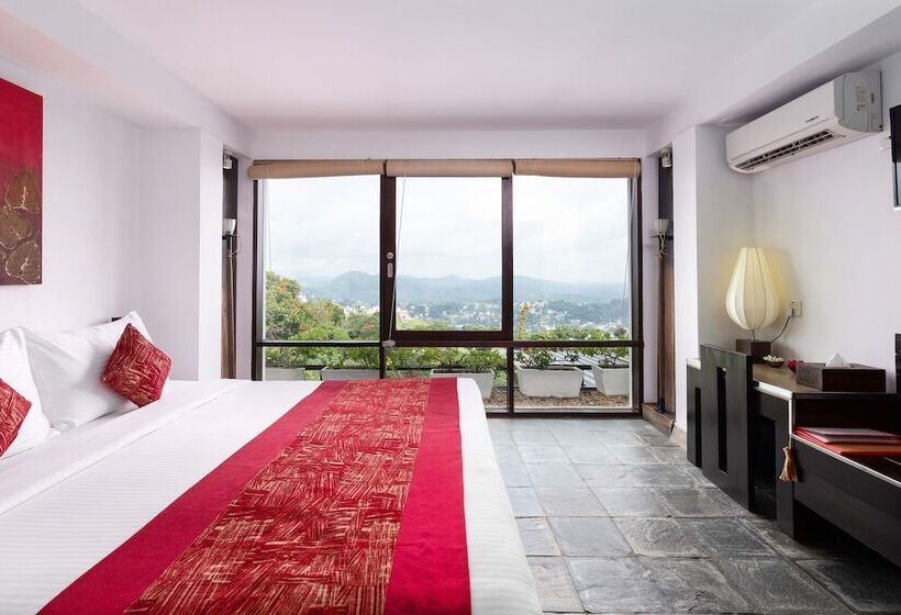 חדר דלוקס, The Theva Residency