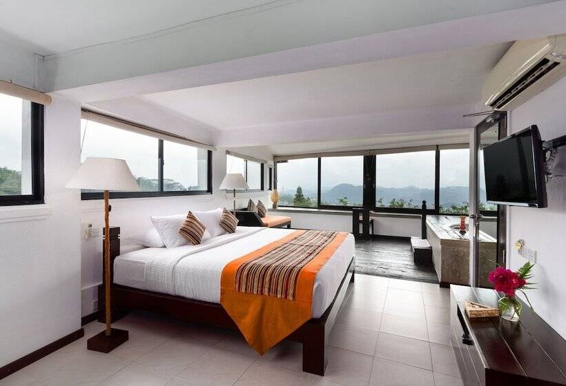 סוויטת ג'וניור, The Theva Residency