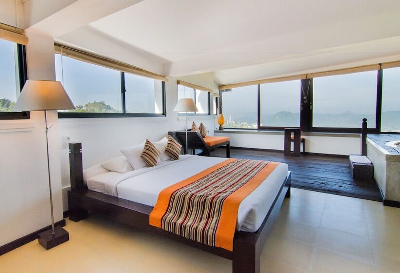 جناح جونيور, The Theva Residency