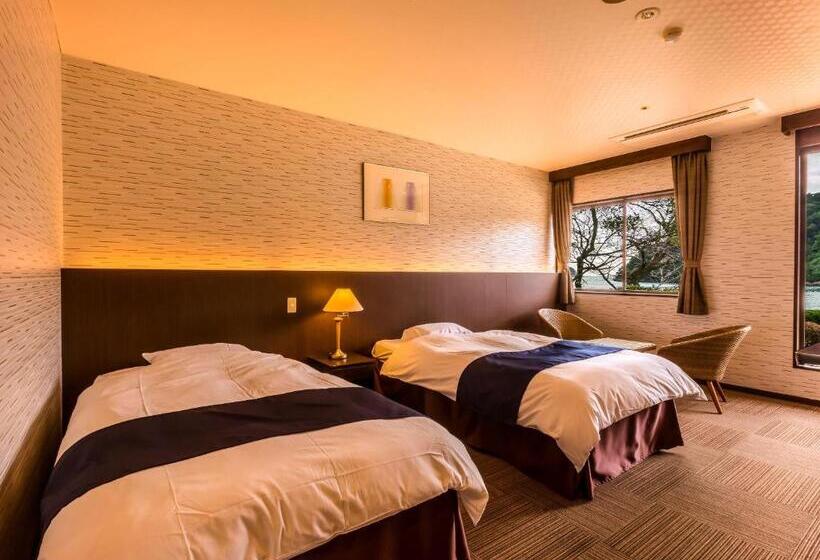 经济房, Ooedo Onsen Monogatari Premium Koshinoyu