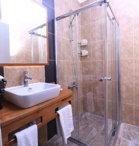 Camera Tripla Deluxe, Marvell City Otel