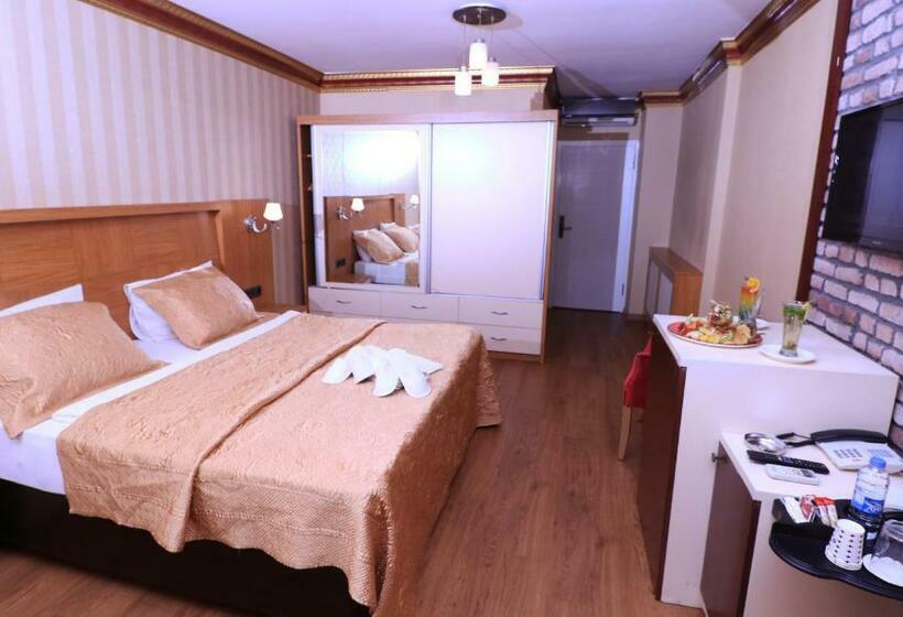 Camera Deluxe, Marvell City Otel